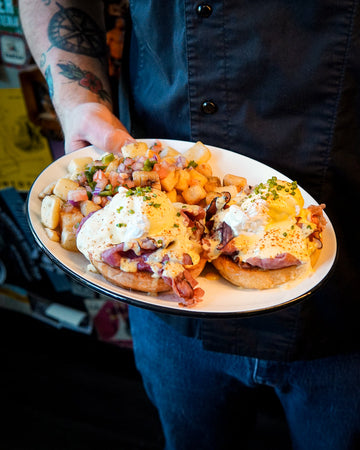 Montreal Smoked Meat Benny (March Brunch Feature)